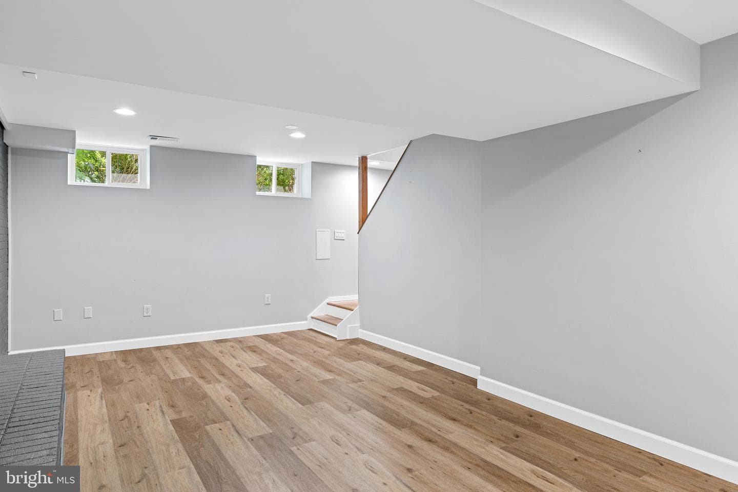 309 Ingleside Drive photo 40