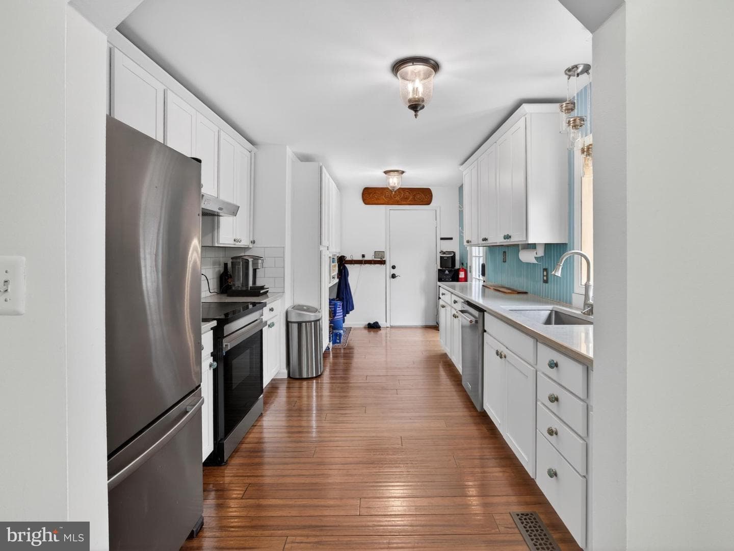 2 Holly Court photo 19