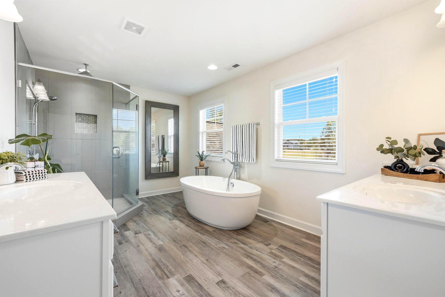 113 Ireland Drive photo 26