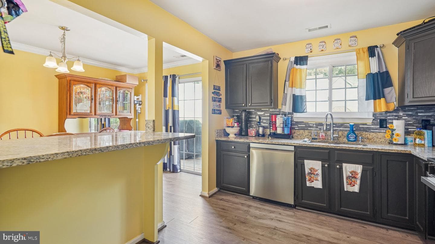 201 Mayfair Place #179 photo 8