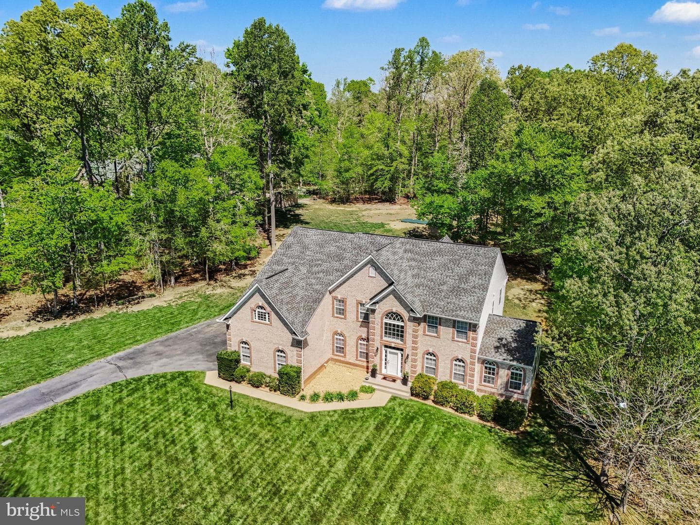 35 Mills Hollow Drive photo 4