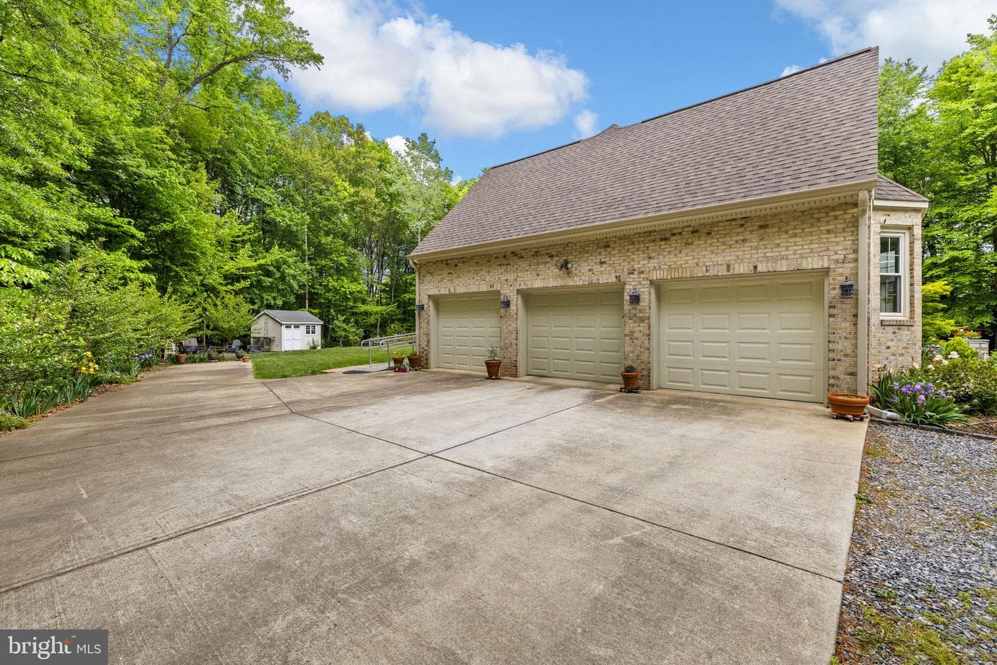 40 Holly Tree Lane photo 11