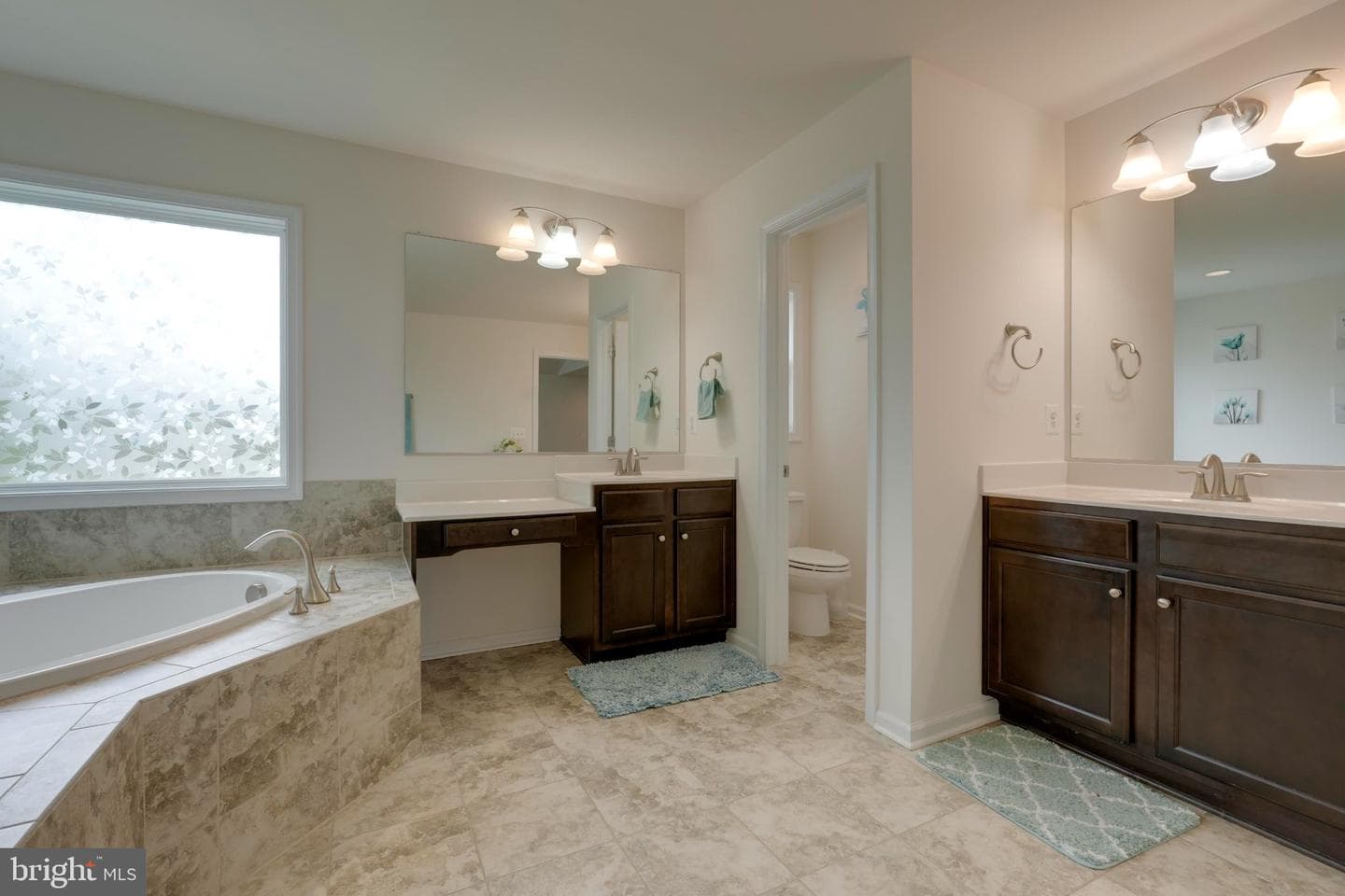 32 Reserve Way photo 25