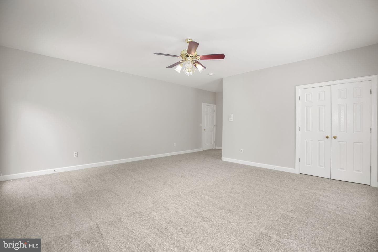 839 Queen Anne Drive photo 44