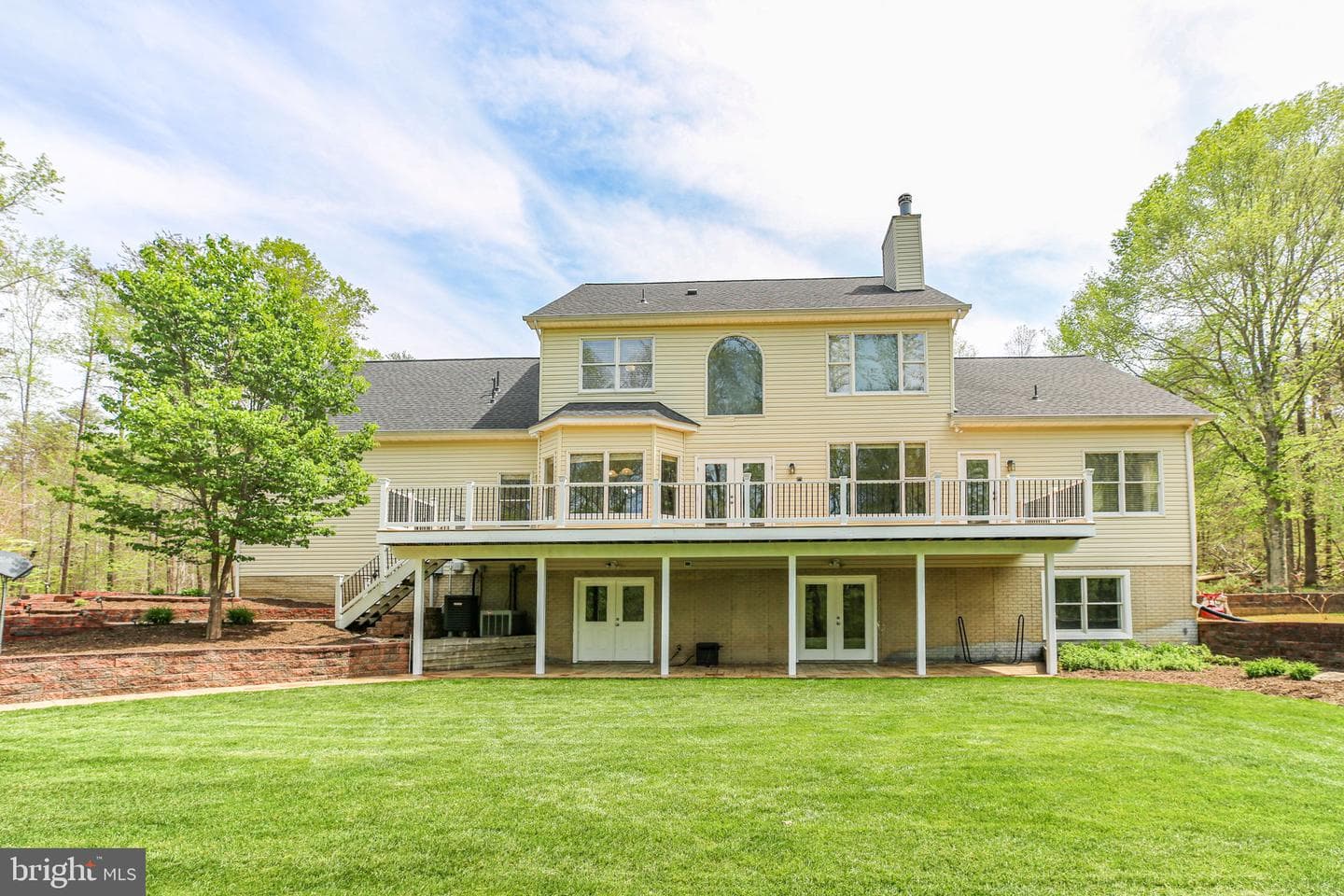 839 Queen Anne Drive photo 8