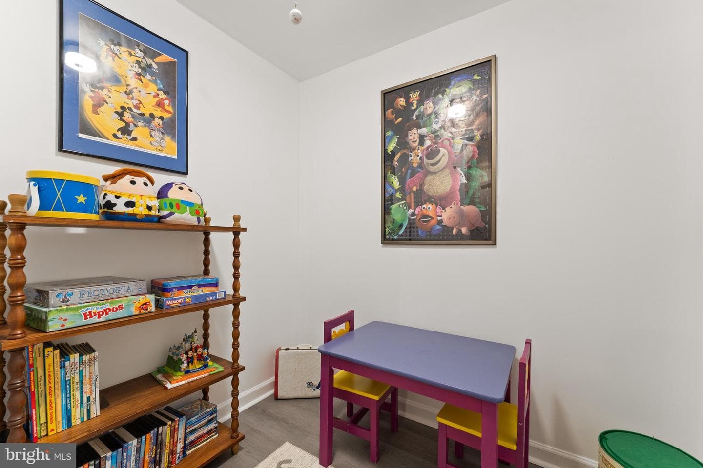 7 Wexwood Court photo 47