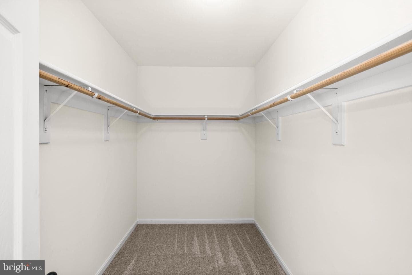 8 Queens Mill Court photo 48