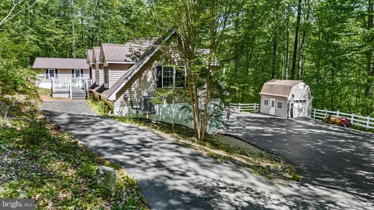 115 Southern View Drive photo 2
