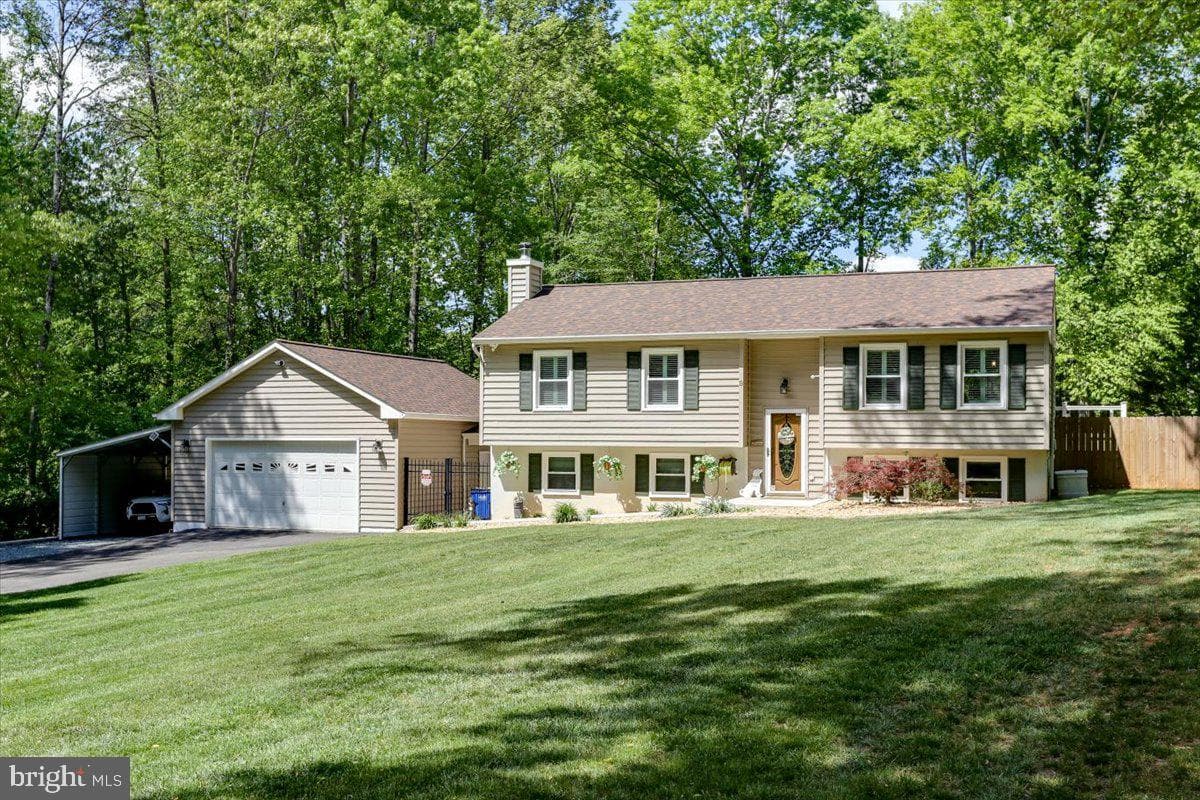 9 Clover Hill Drive