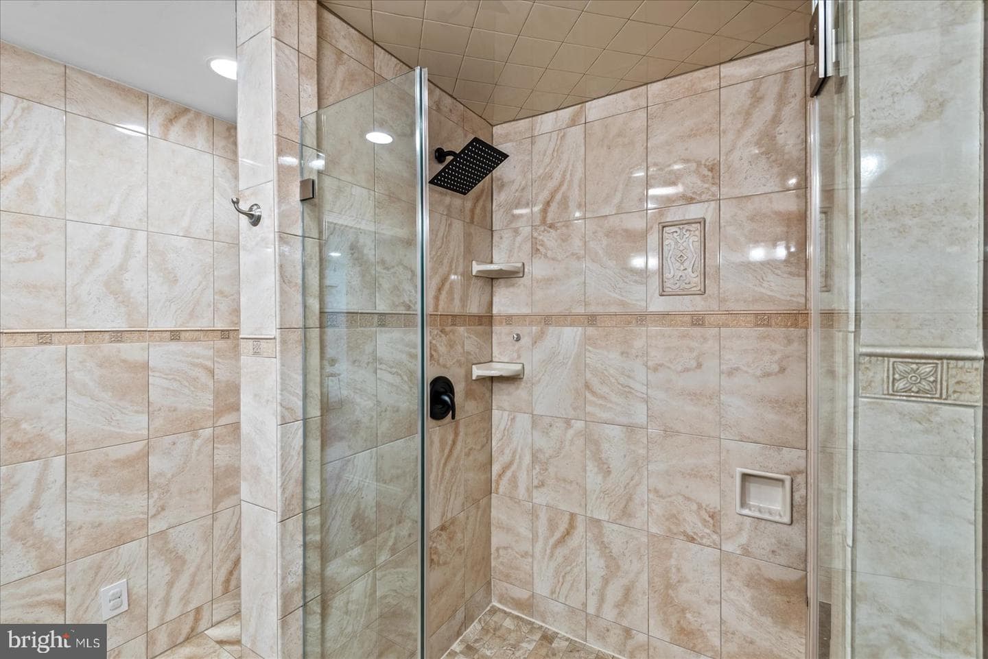 37 Hope Road photo 19