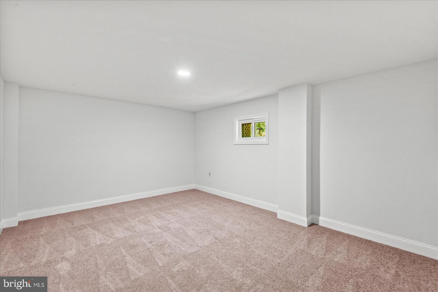 37 Hope Road photo 33