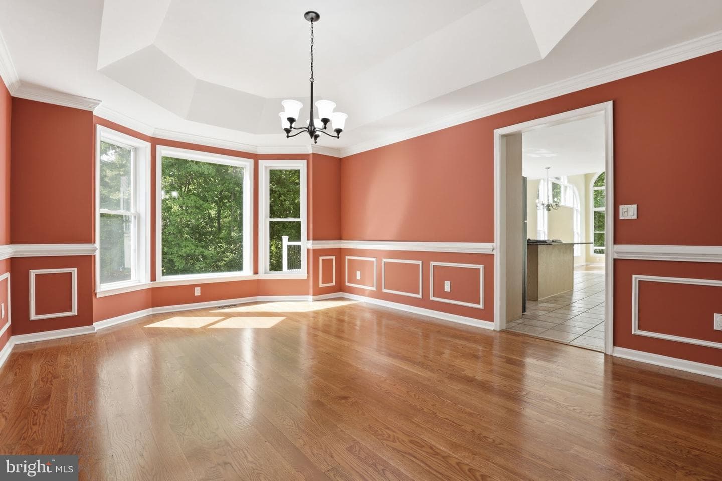 56 Monument Drive photo 14