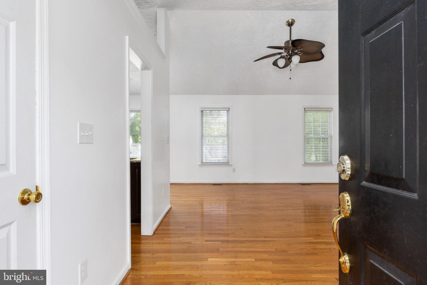 9 Yucca Drive photo 10