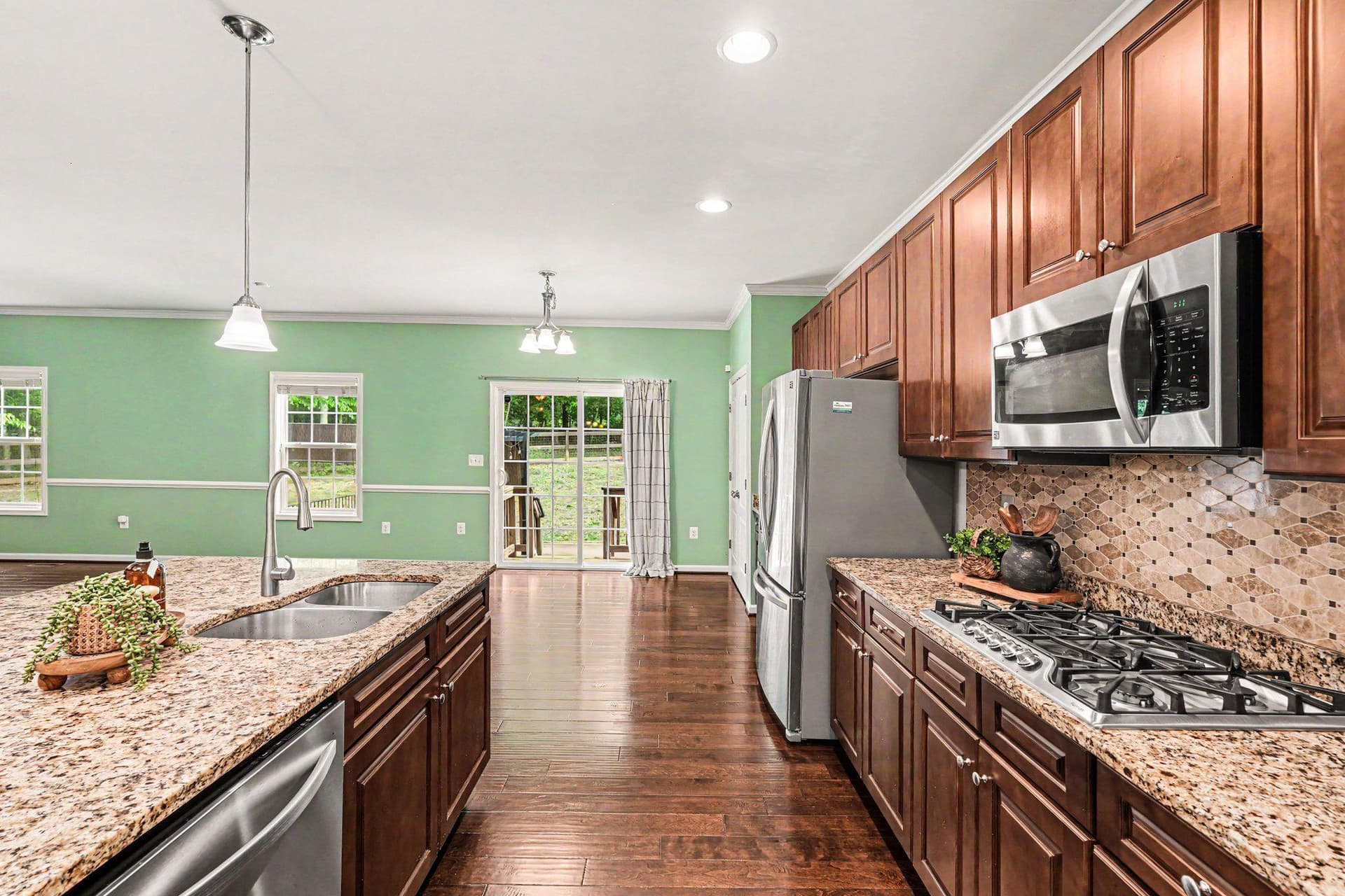 1095 Timber Mill Lane photo 3