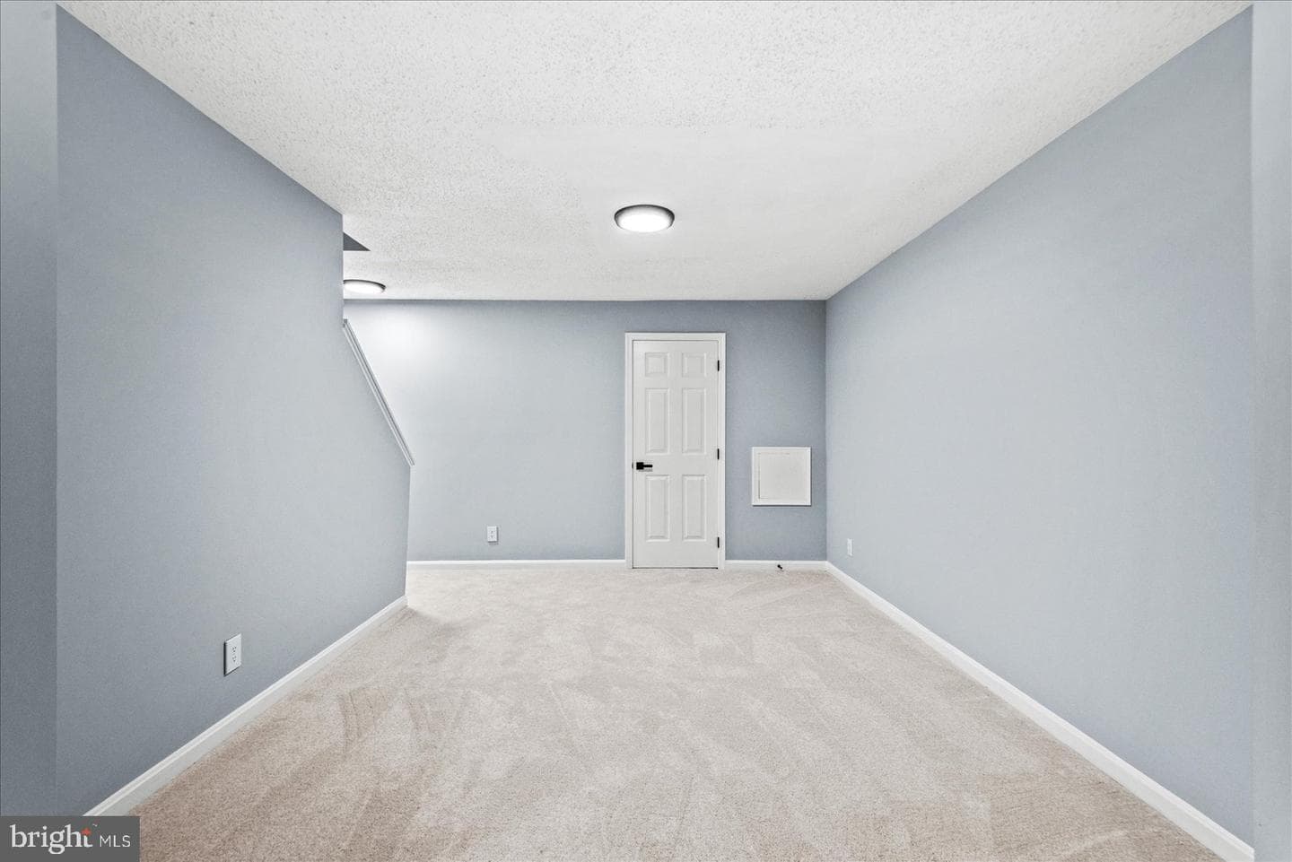 32 Kelly Way photo 44