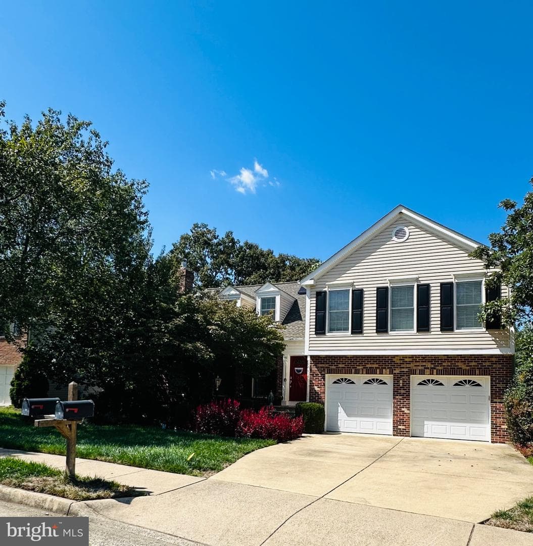 30 Bridgeport Circle photo 54