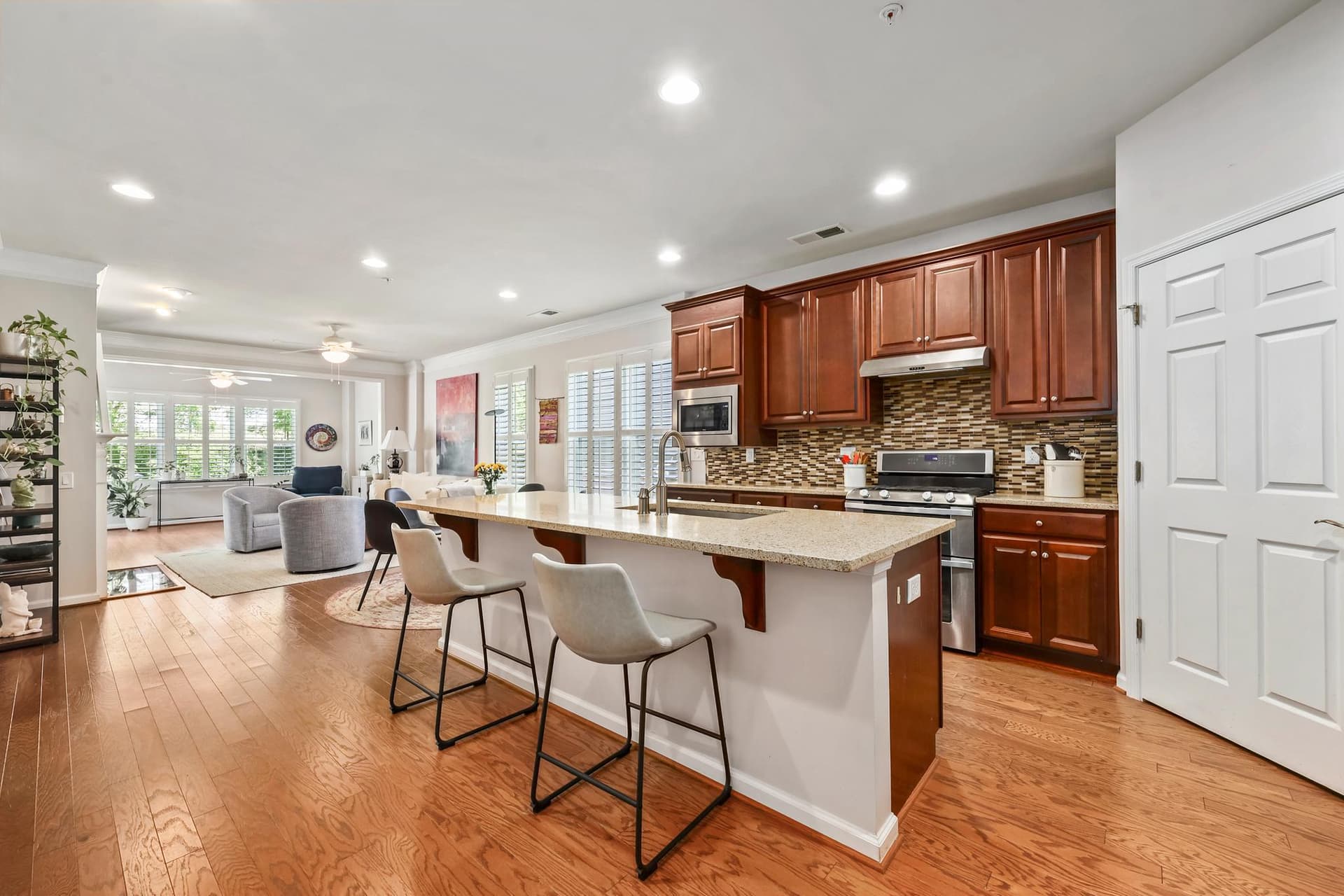 201 Long Point Drive photo 6