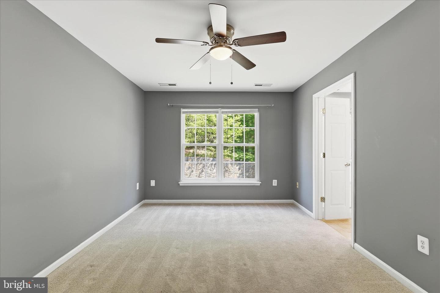 601 Galway Lane photo 20