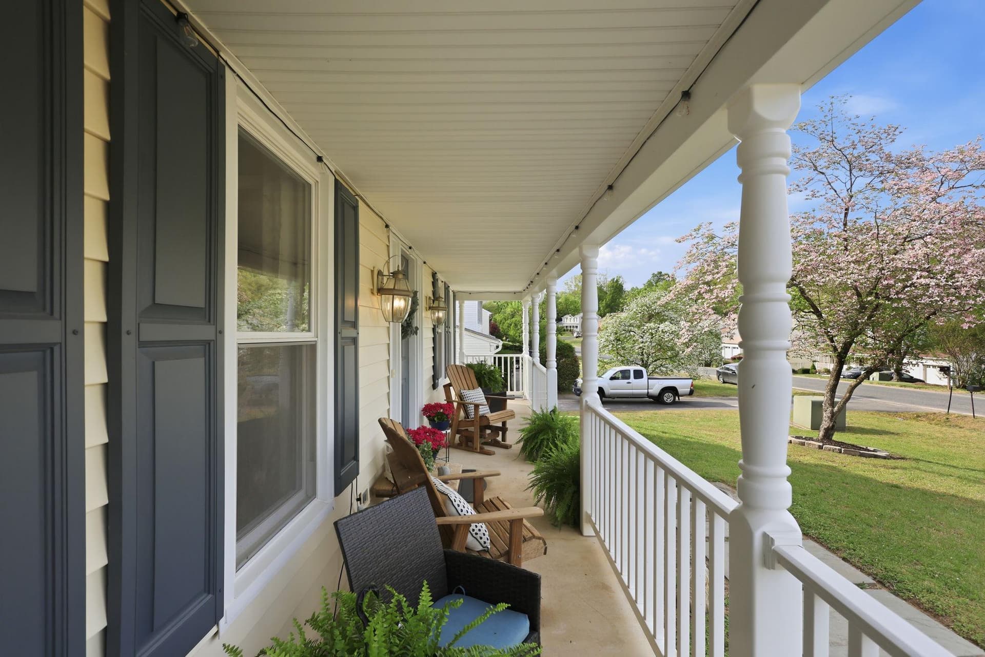 16 Summerwood Drive photo 4