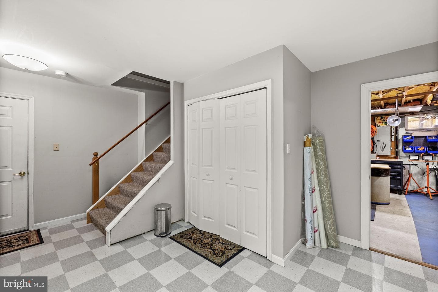 10 N Pointe Drive photo 37
