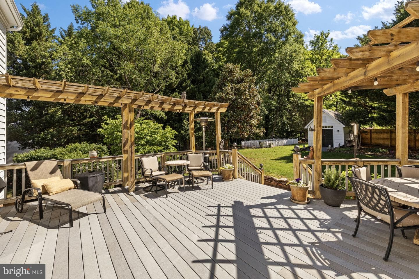 10 N Pointe Drive photo 44