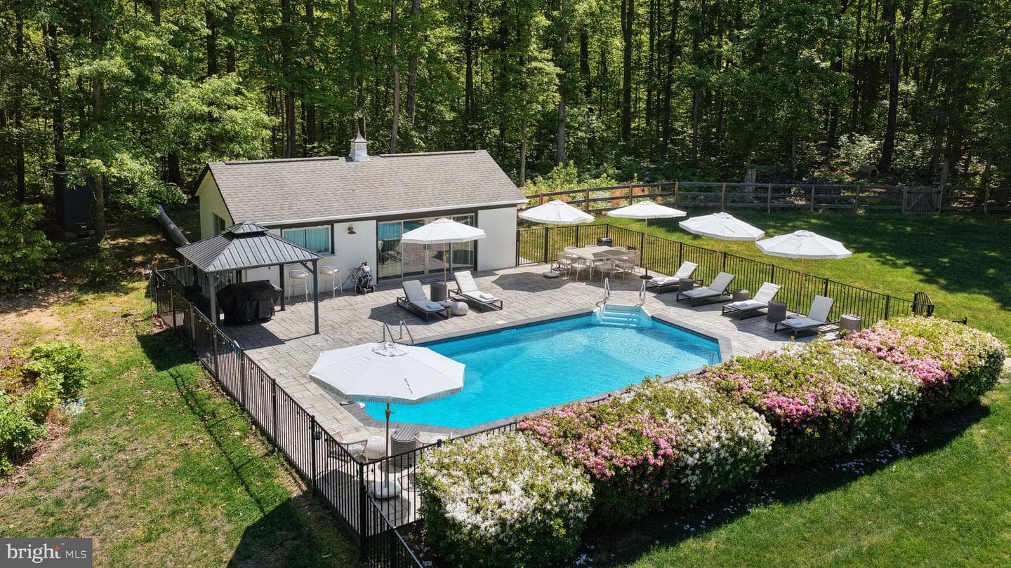 144 Clark Patton Road photo 2