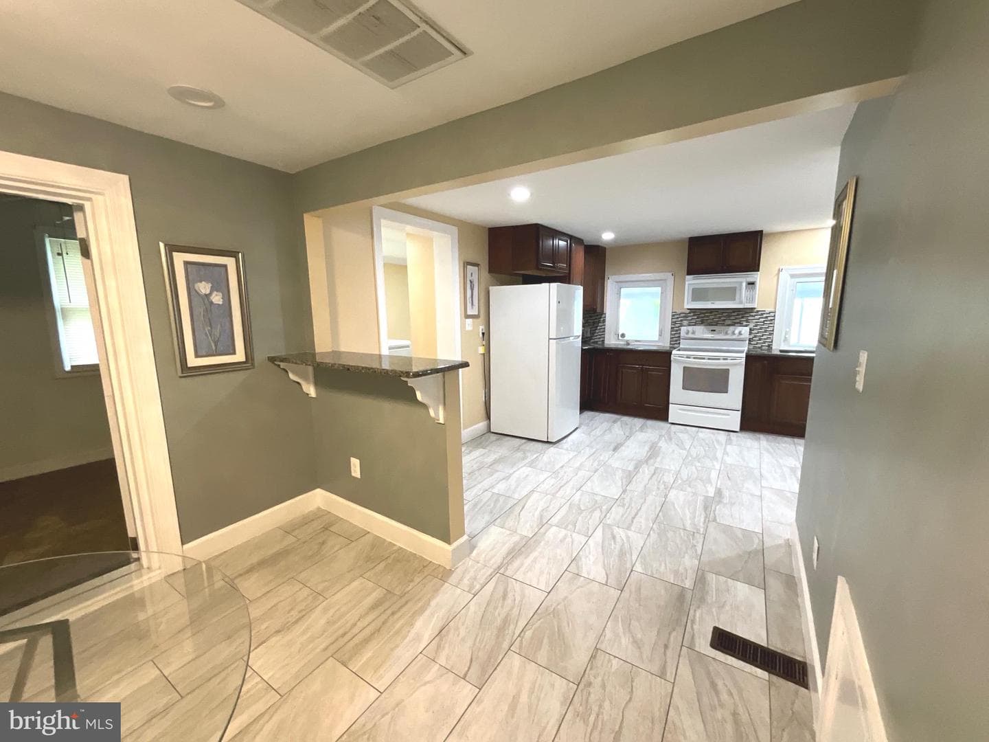 86 Kelley Road photo 12