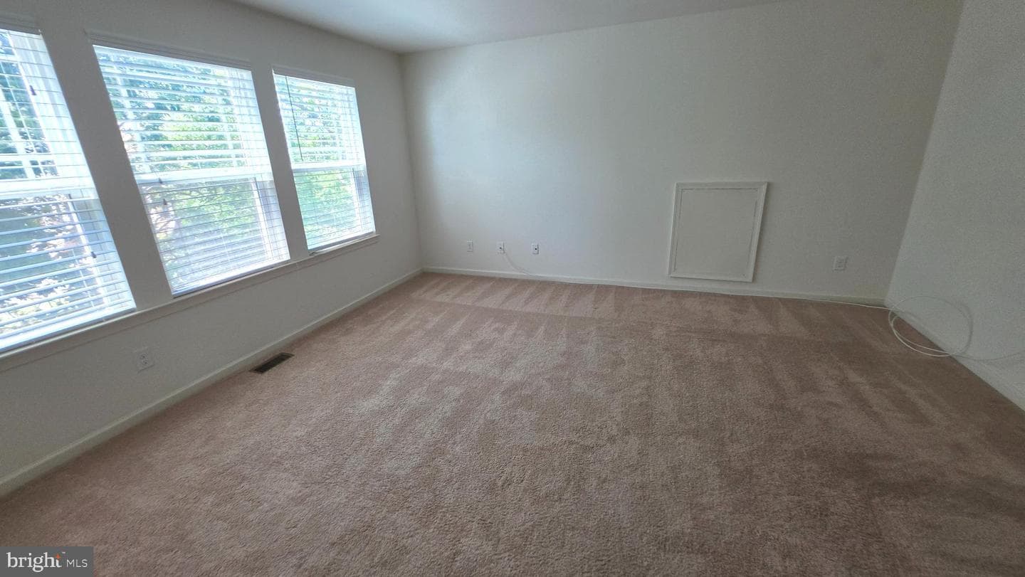 18 Farmview Drive photo 31