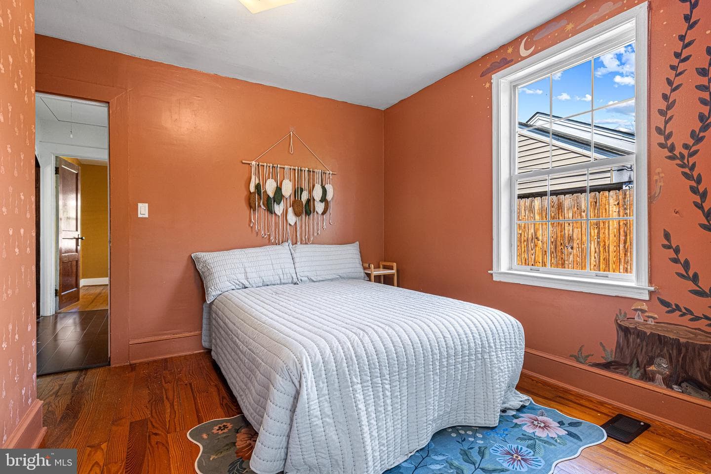 205 E Chatham Street photo 22