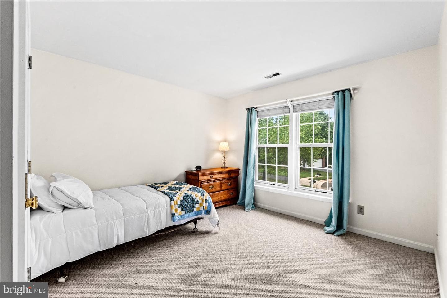 7 Dunkirk Lane photo 38