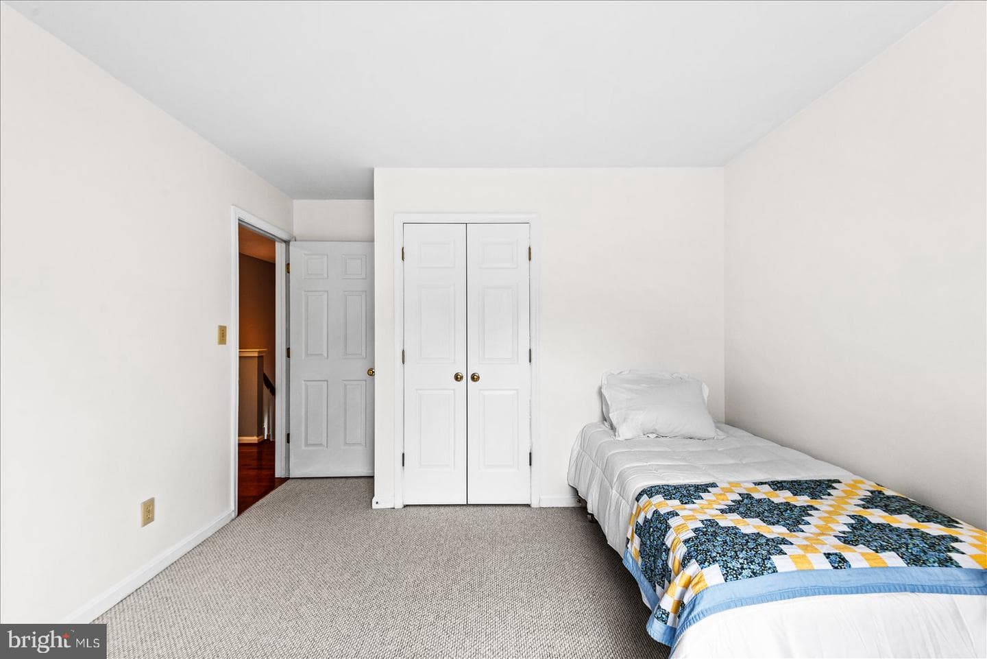 7 Dunkirk Lane photo 39