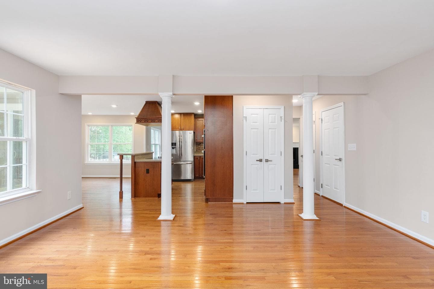 60 Saint Roberts Dr photo 13