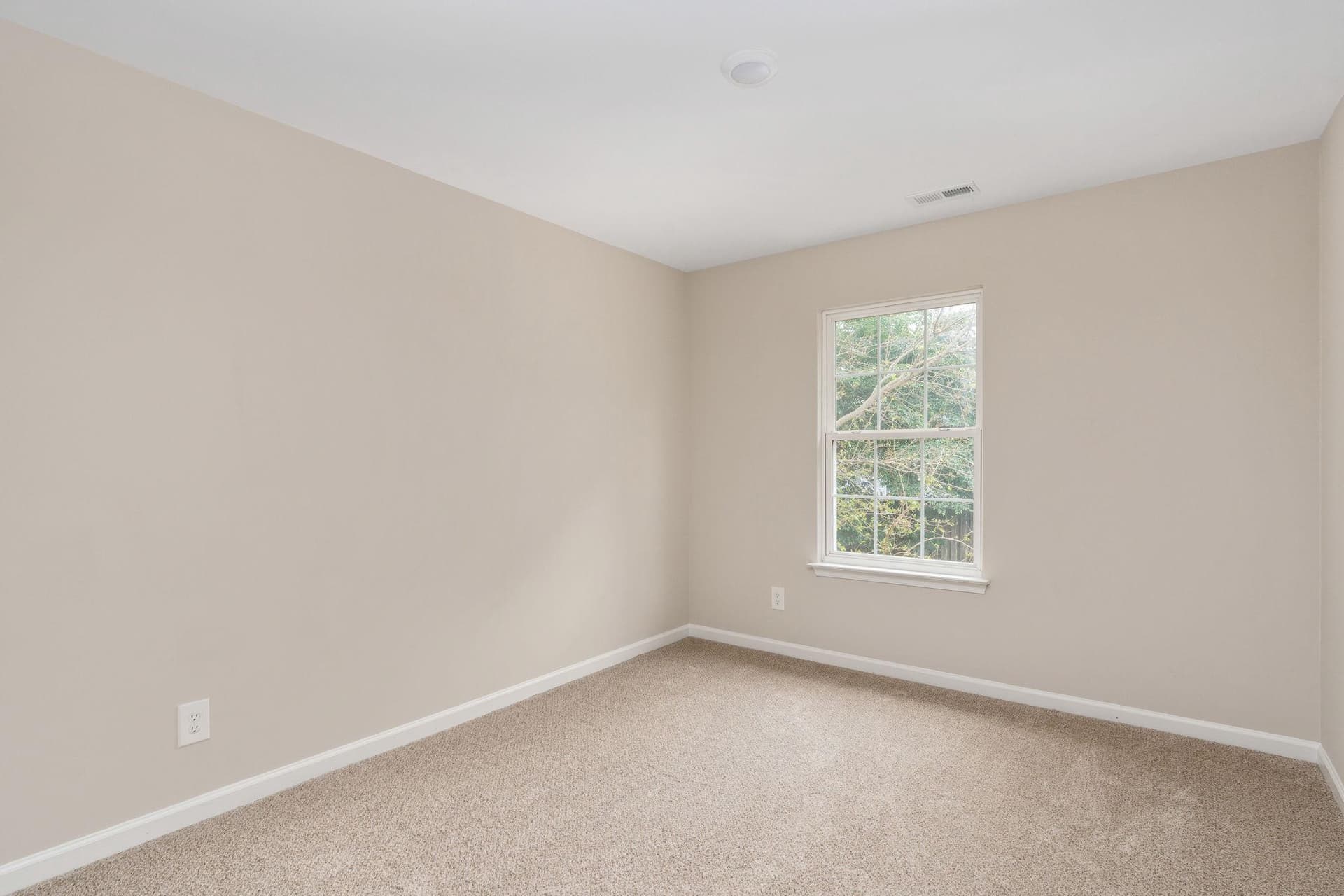 60 Saint Roberts Dr photo 26