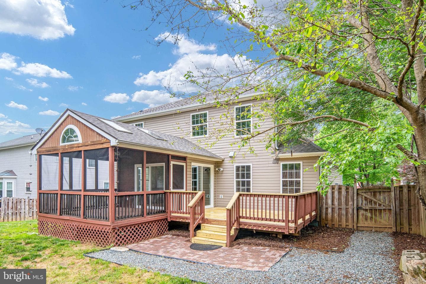 60 Saint Roberts Dr photo 39