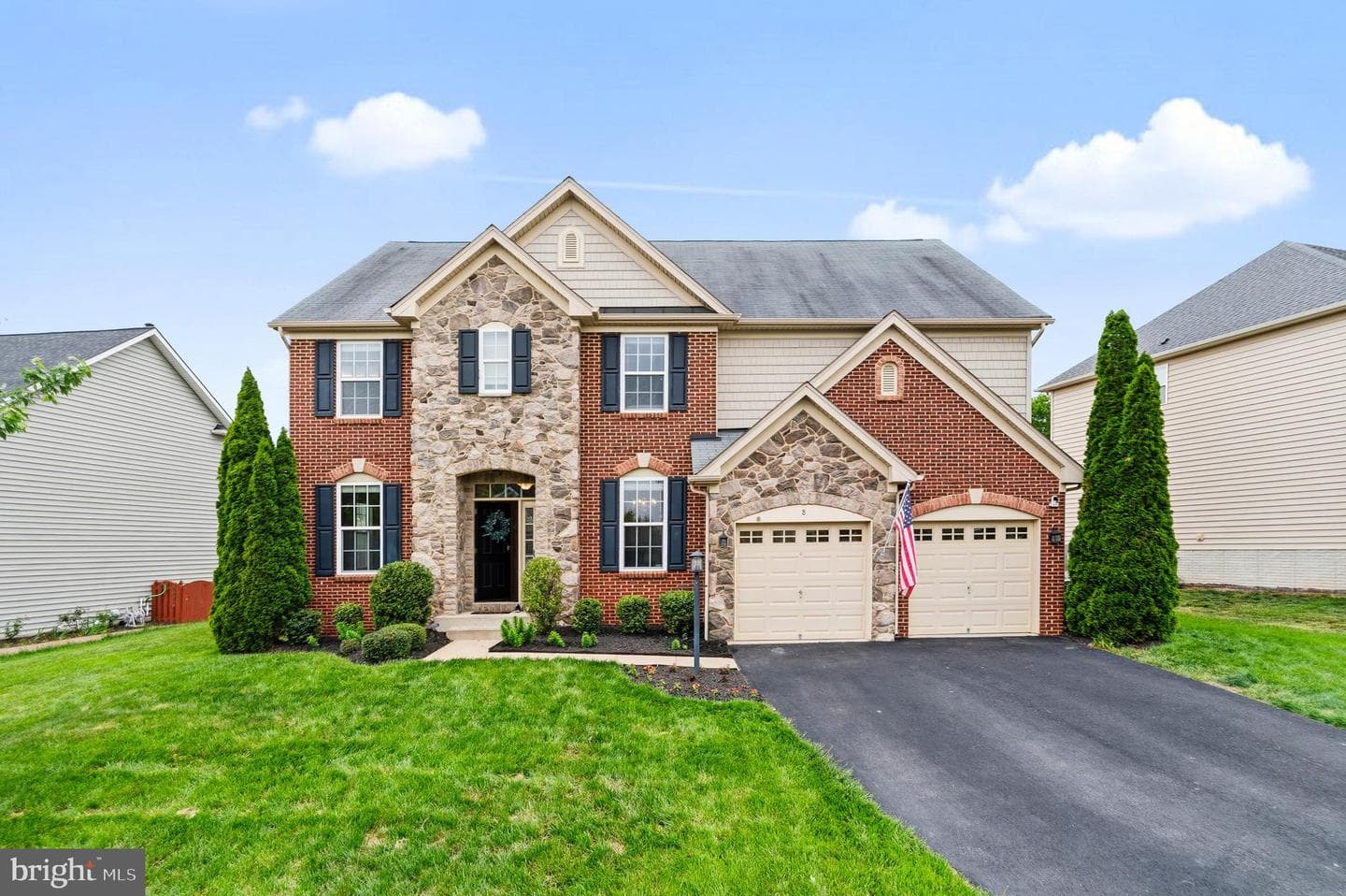 8 Bradbury Way photo 1