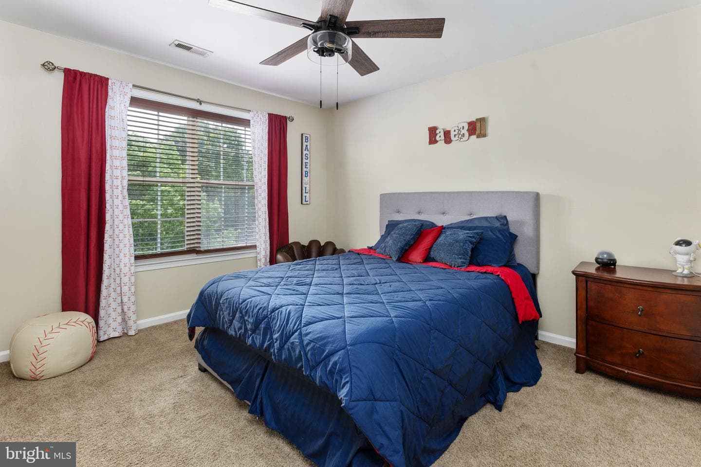 8 Saint Richards Court photo 54