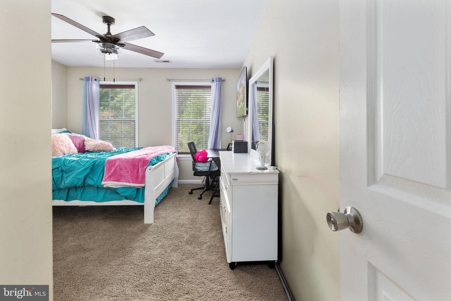 8 Saint Richards Court photo 61