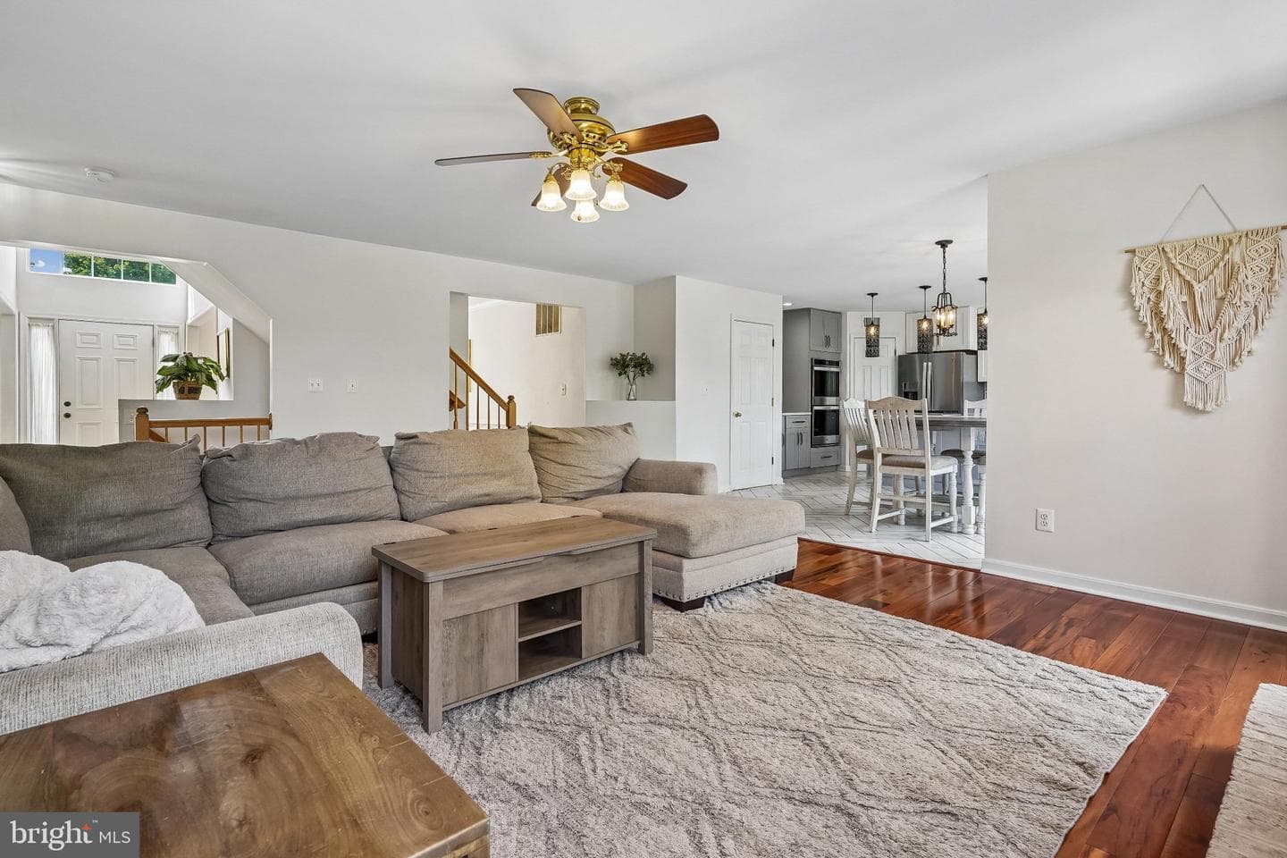 9 Remington Court photo 18