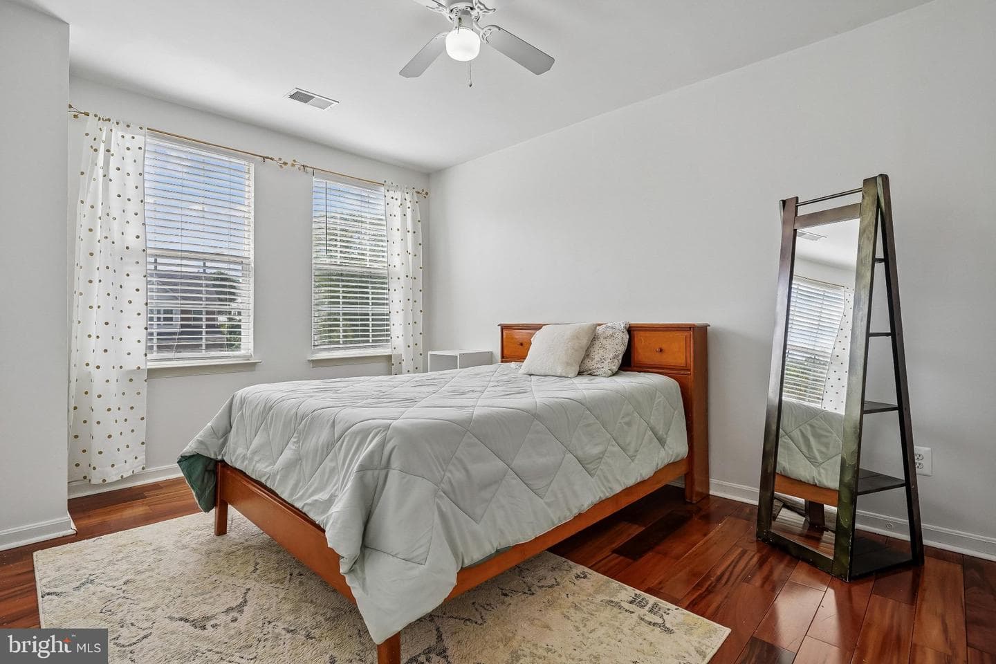 9 Remington Court photo 35