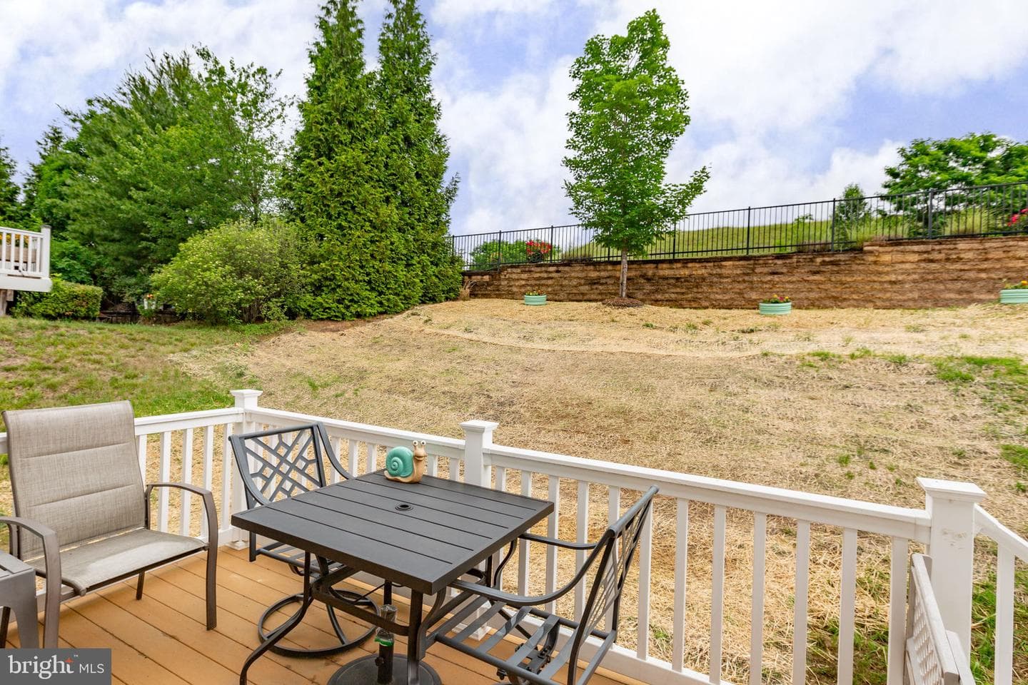 47 Queensland Dr photo 39