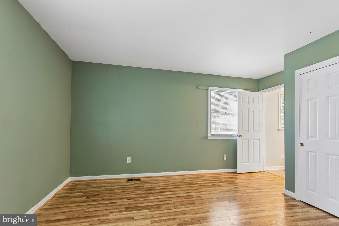 5 Greenridge Drive photo 11