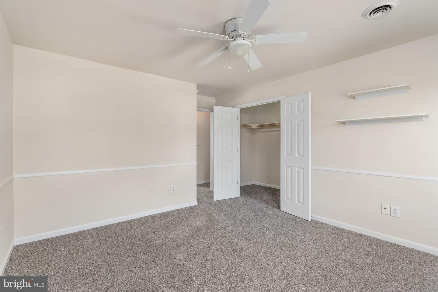 142 Greenway Street photo 57
