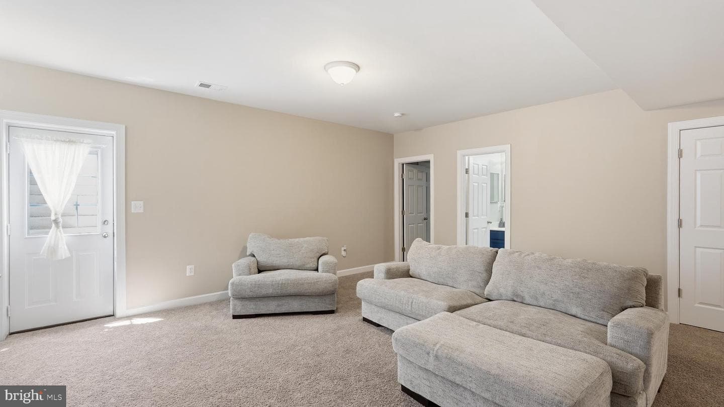 425 Alder Dr photo 38