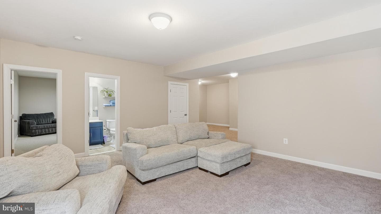 425 Alder Dr photo 39