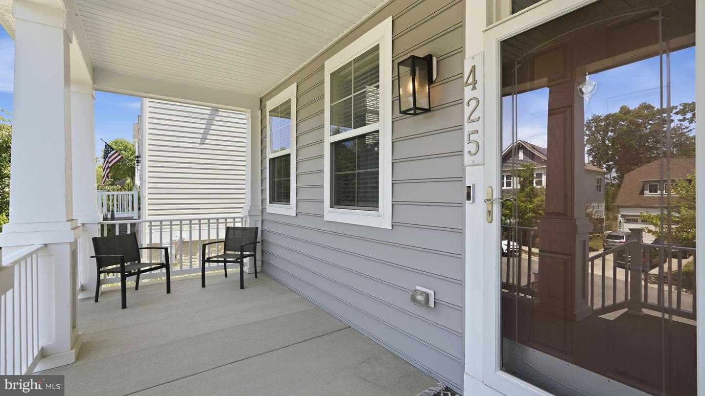 425 Alder Dr photo 4