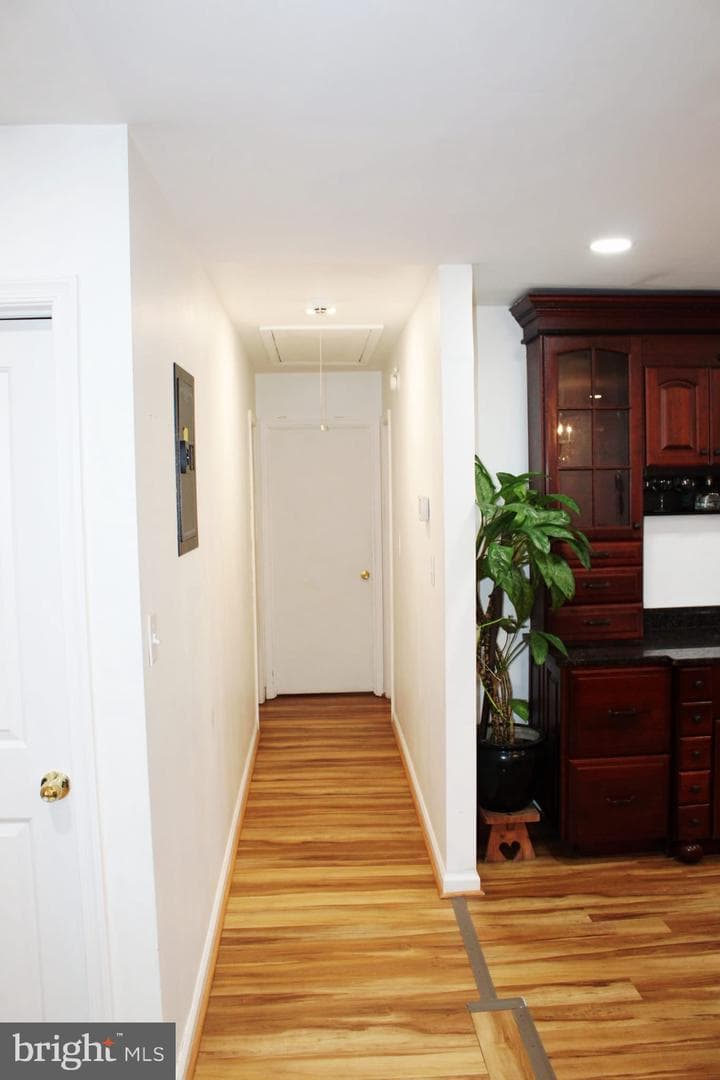 45 Holden Lane photo 9