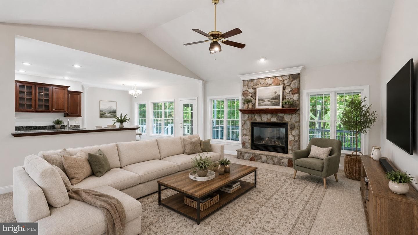 14 Hempstead Lane photo 11