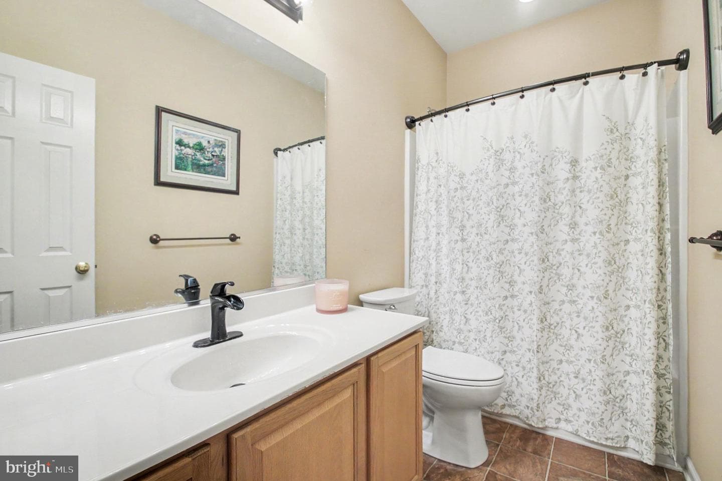 89 Tavern Road photo 32