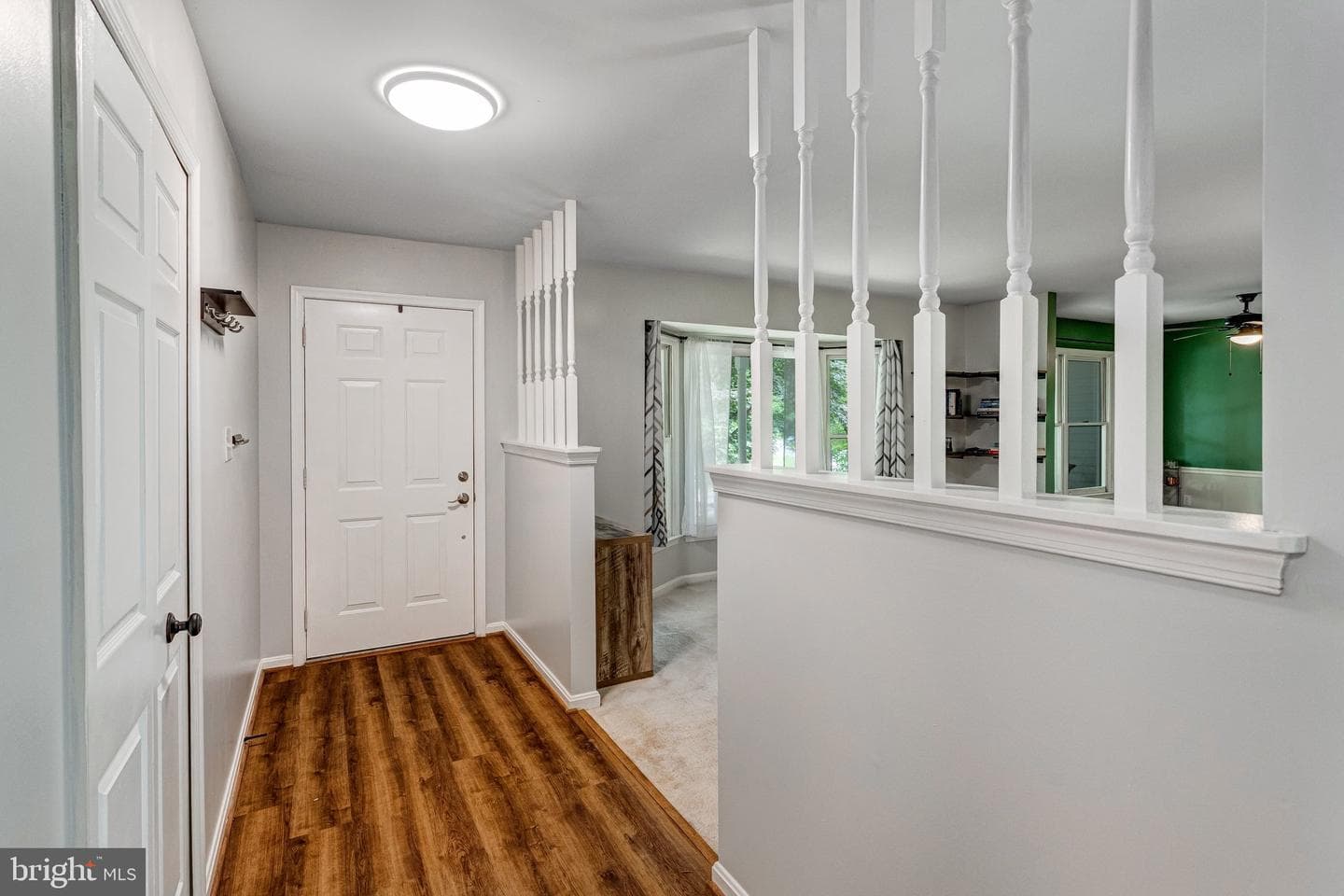 2051 Farragut Drive photo 5