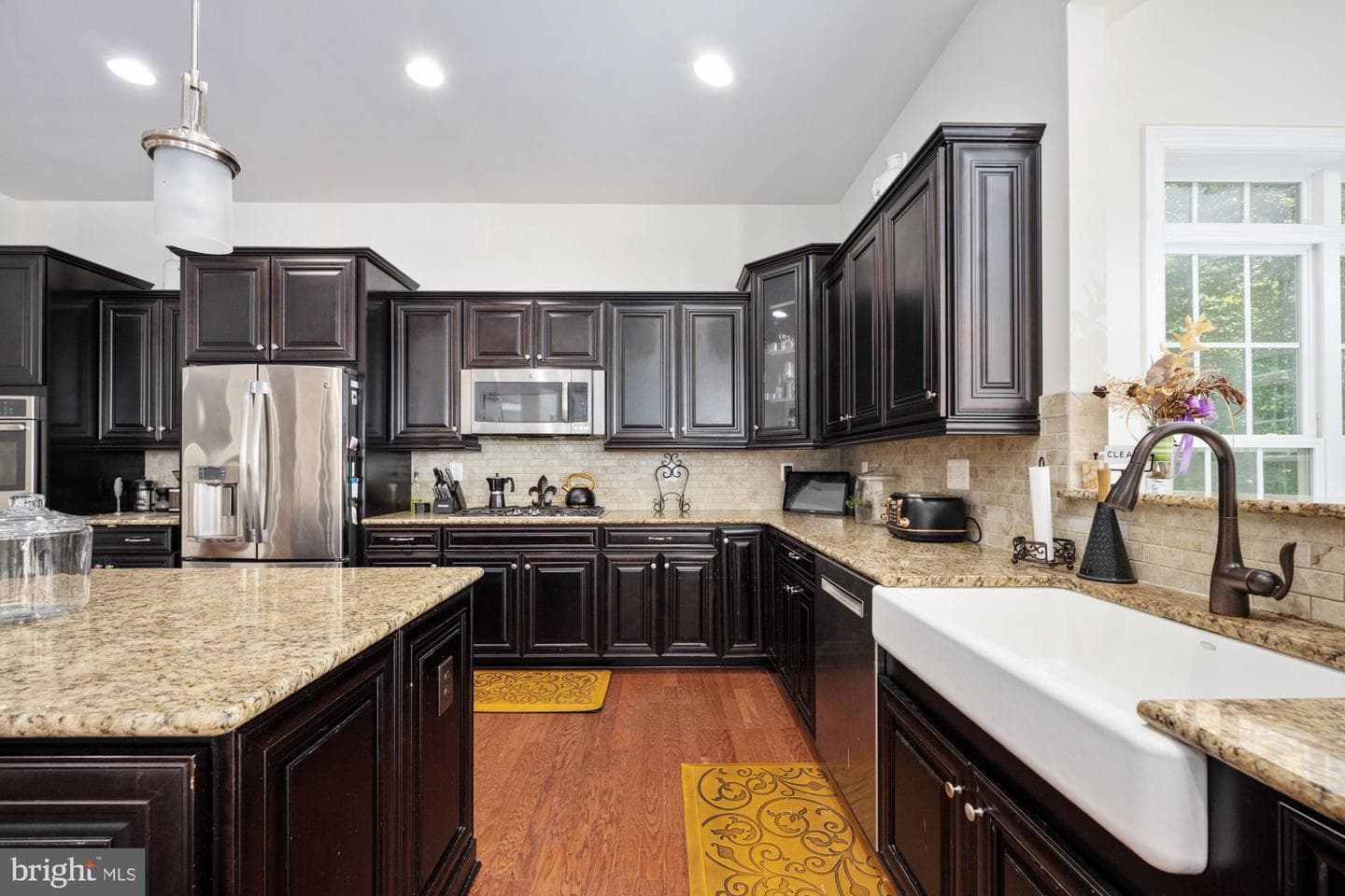 425 Wakerobin Drive photo 39